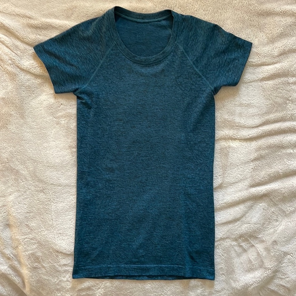 Lululemon Swiftly Tech Short Sleeve Shirt